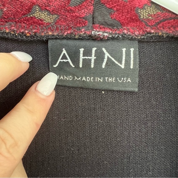 AHNI Black Tapestry Plus Size Cardigan Sweater Womens 3X Black Red Embroidered - Picture 4 of 6